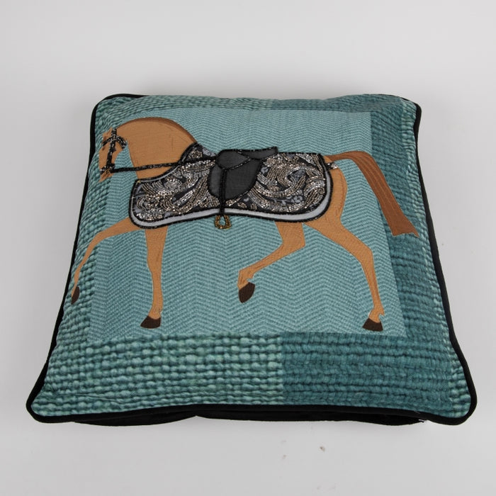 CUSHION HORSE MULTI 45X45 (327131014)