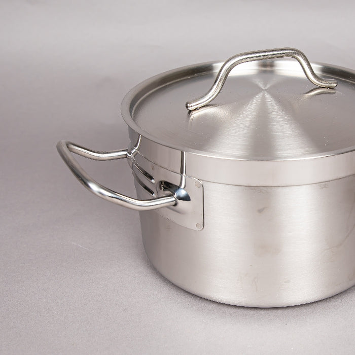 SAUCEPOT WITH LID 24CM (202020018)