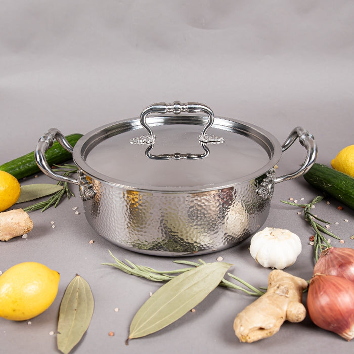 TRI-PLY CASSEROLE WITH LID 24CM (202020008)